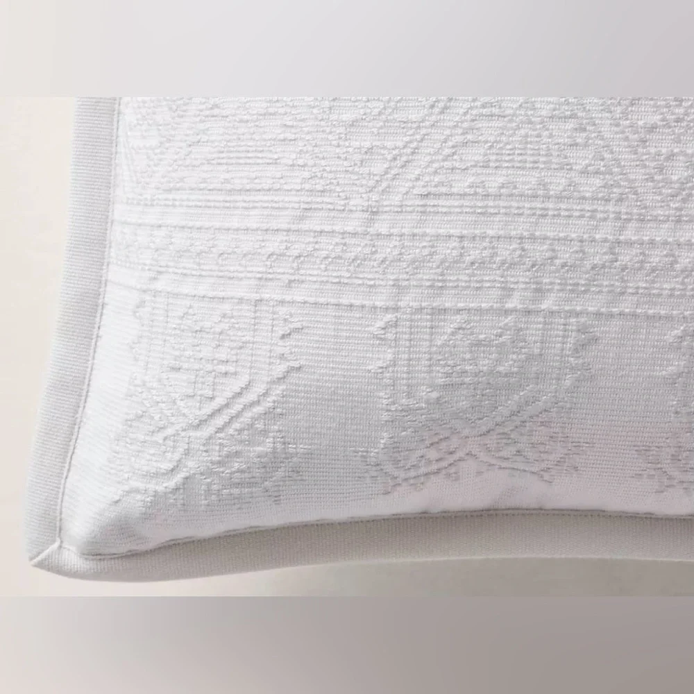 NEW RALPH LAUREN HOME THROW PILLOW WHITE & GRAY WOVEN ON BOTH SIDES 15 X 20